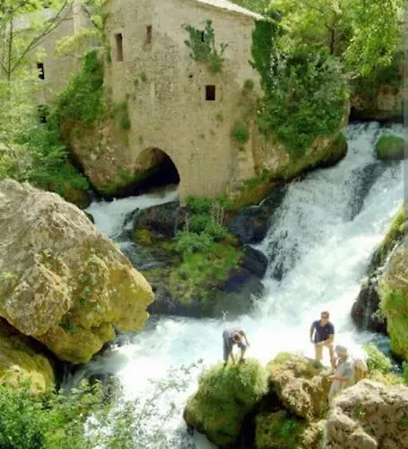Maisonnette Avec Jardin Et Terrasse